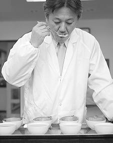 西村幸太郎商店　試験研究茶園